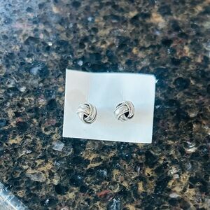 Elegant sterling Silver Knot Earrings